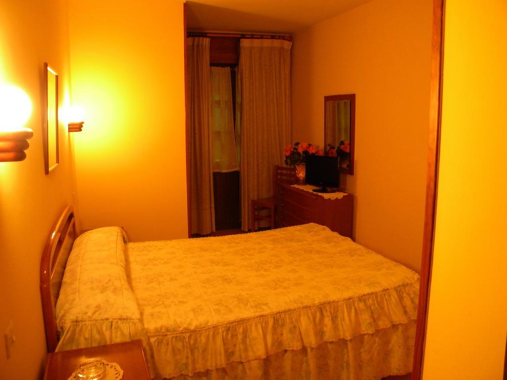 Hotel Solymar Bricia Oda fotoğraf